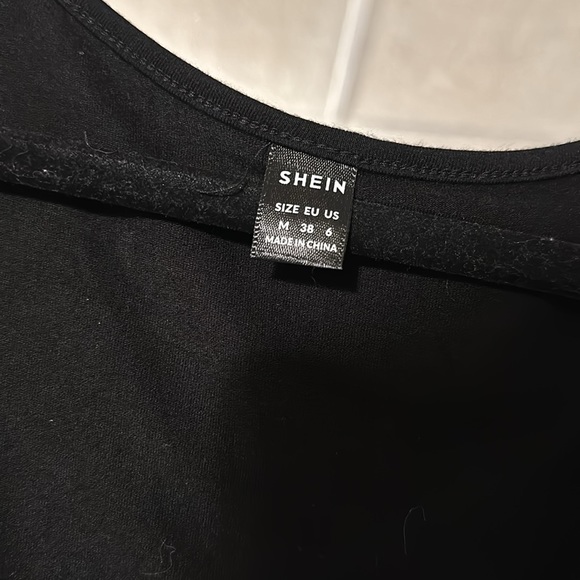SHEIN Privé Contrast Dobby Mesh Lantern Sleeve Top - Picture 4 of 6